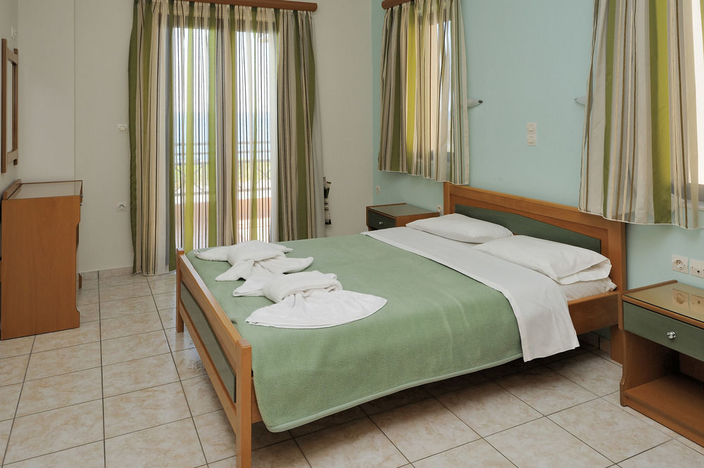 Nanakis Beach Apartments Stavrós Esterno foto