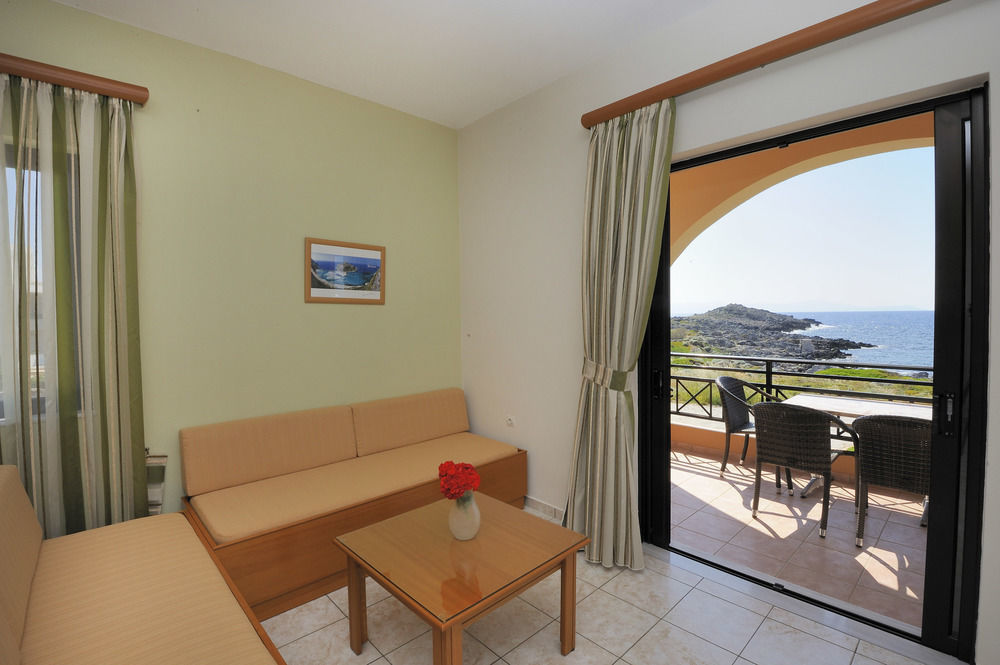 Nanakis Beach Apartments Stavrós Esterno foto